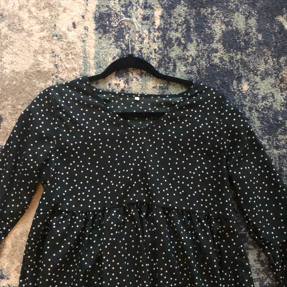 Green with White Polka Dots High-Low Top - Picture 6 of 8